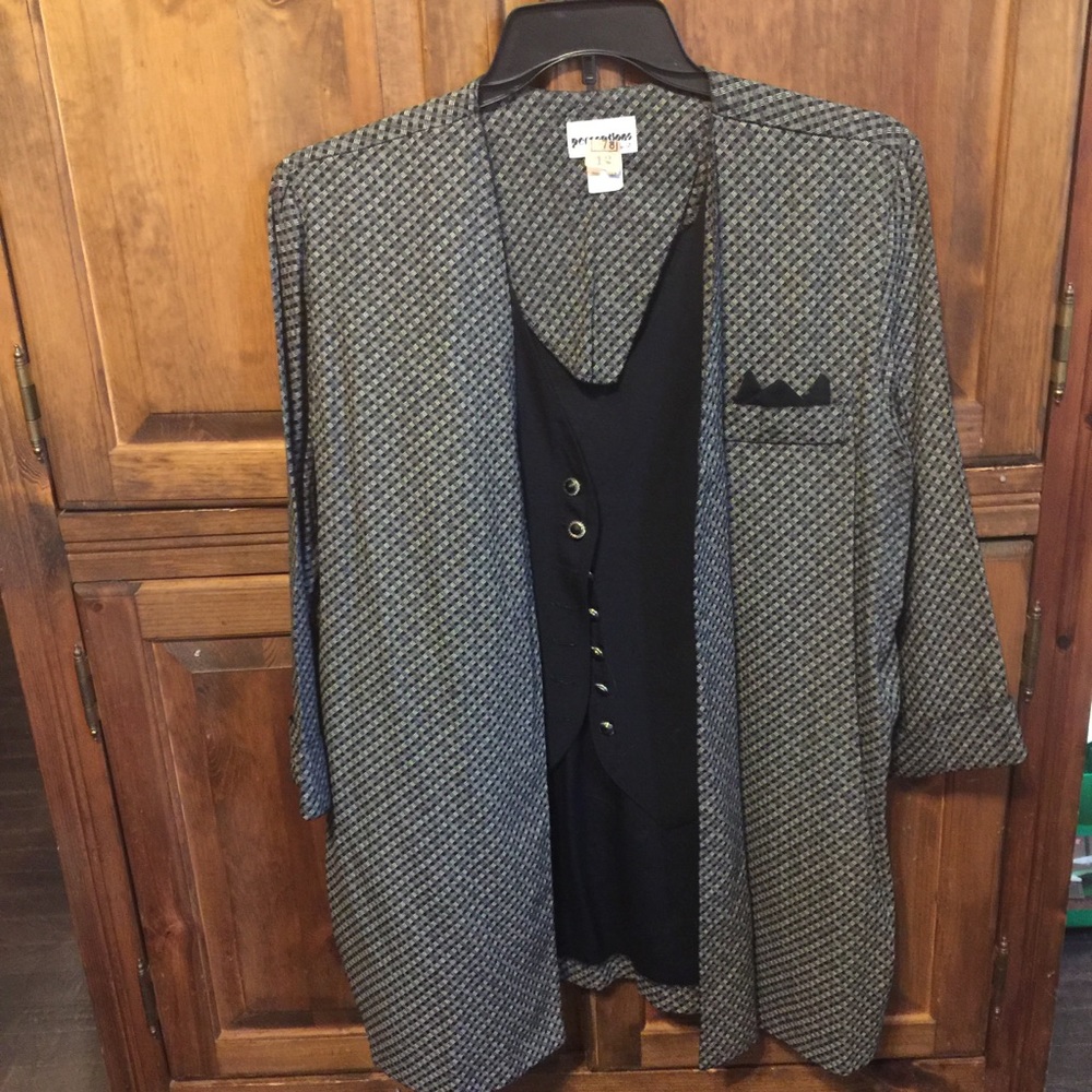 Perceptions Vintage Button Down Blouse